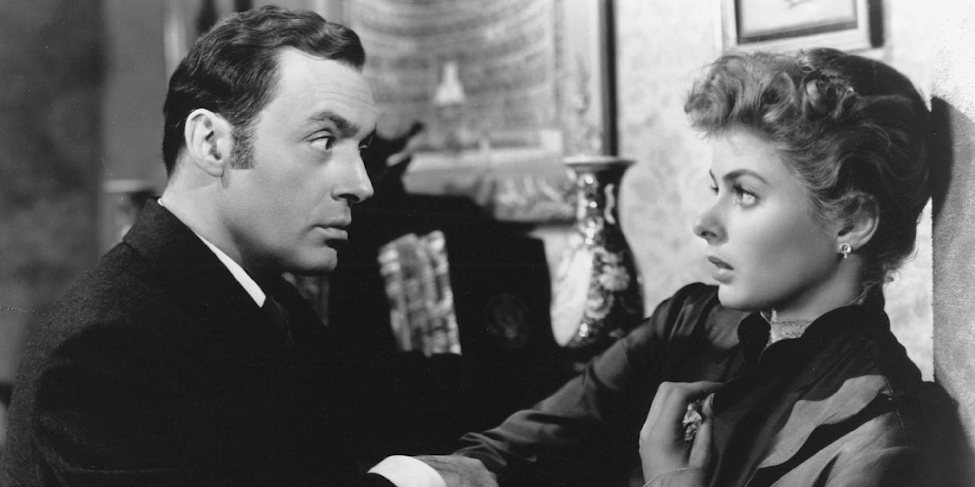Gregory intimidating Paula in Gaslight