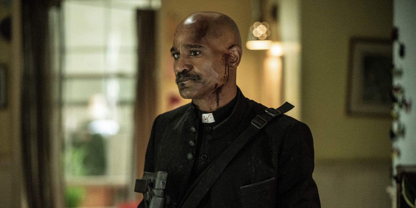 Seth Gilliam as Father Gabriel in The Walking Dead finale.