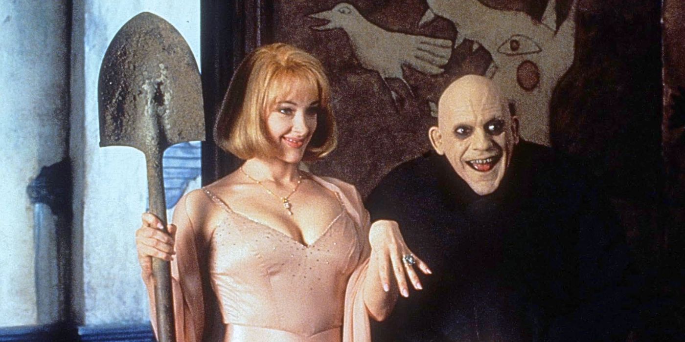 Joan Cusack and Christopher Lloyd get engaged in The Addams Family Values