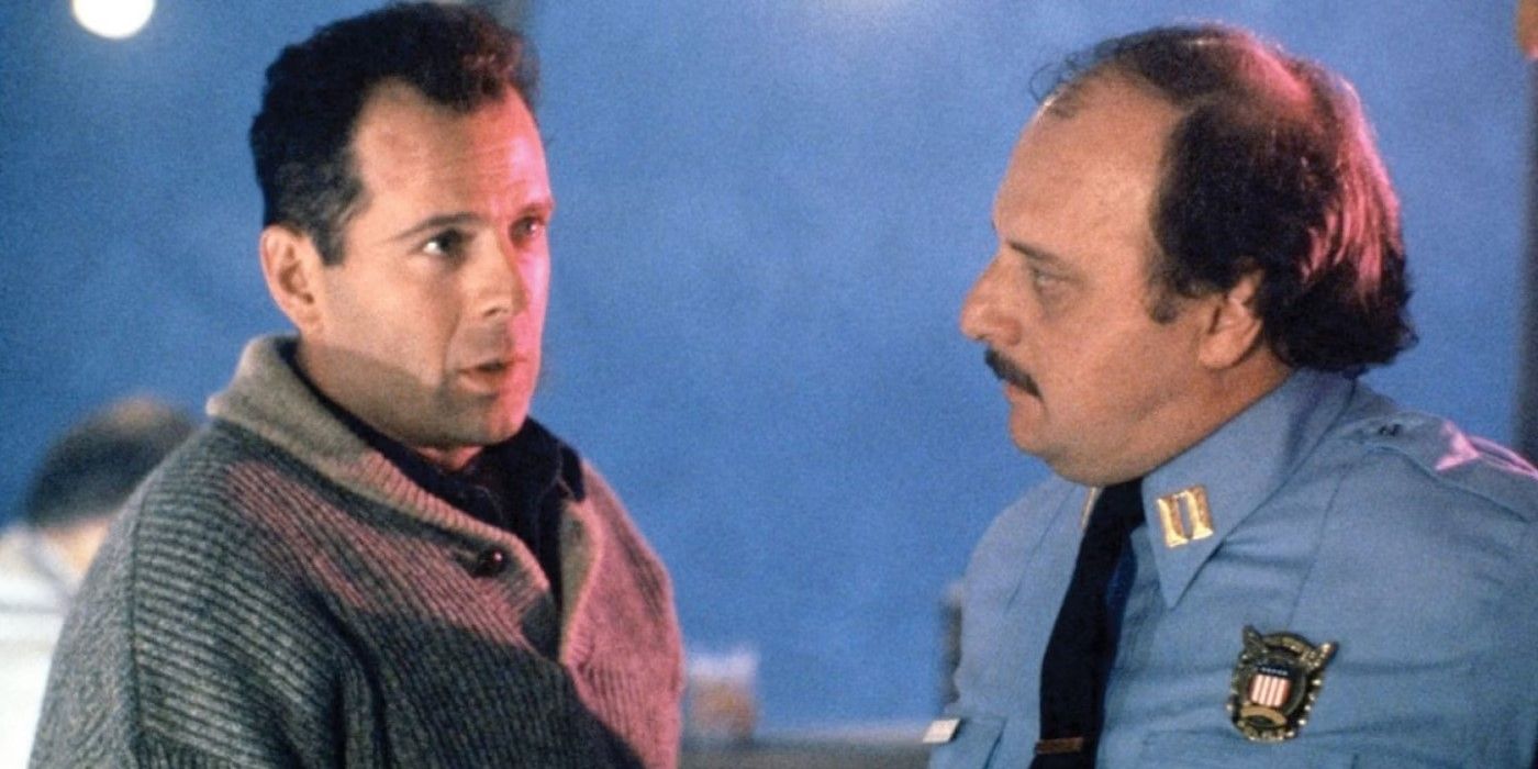 John McClane (Bruce Willis) and Chief Lorenzo (Dennis Franz) in &lsquo;Die Hard 2&rsquo;