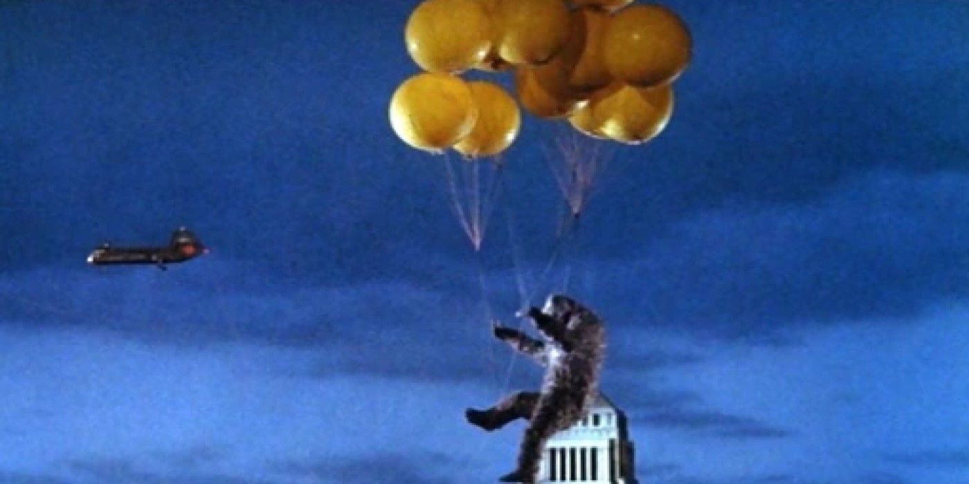 King Kong is dropped by balloon in 'King Kong vs. Godzilla'