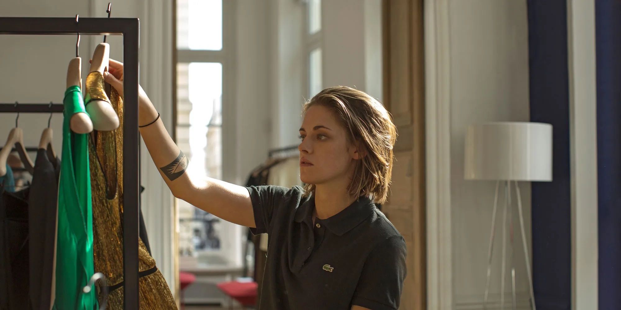 Kristen Stewart in Personal Shopper 