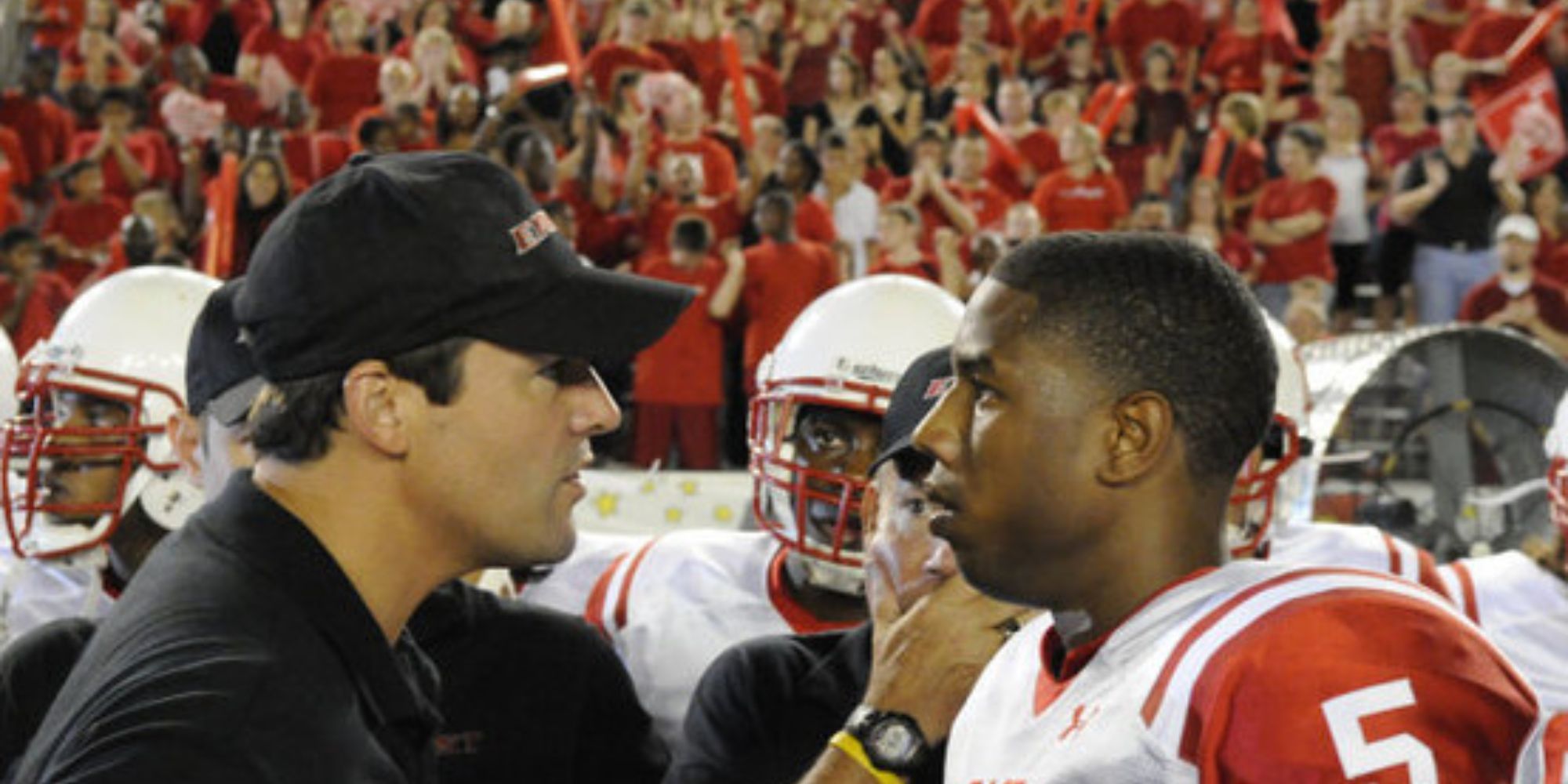 Kyle Chandler and Michael B. Jordan in Friday Night Lights