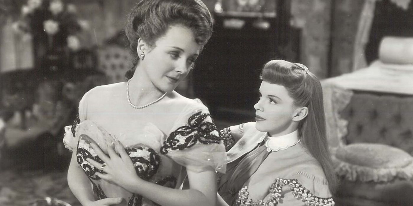 Mary Astor staring back over her shoulder at Judy Garland in Meet Me in St. Louis