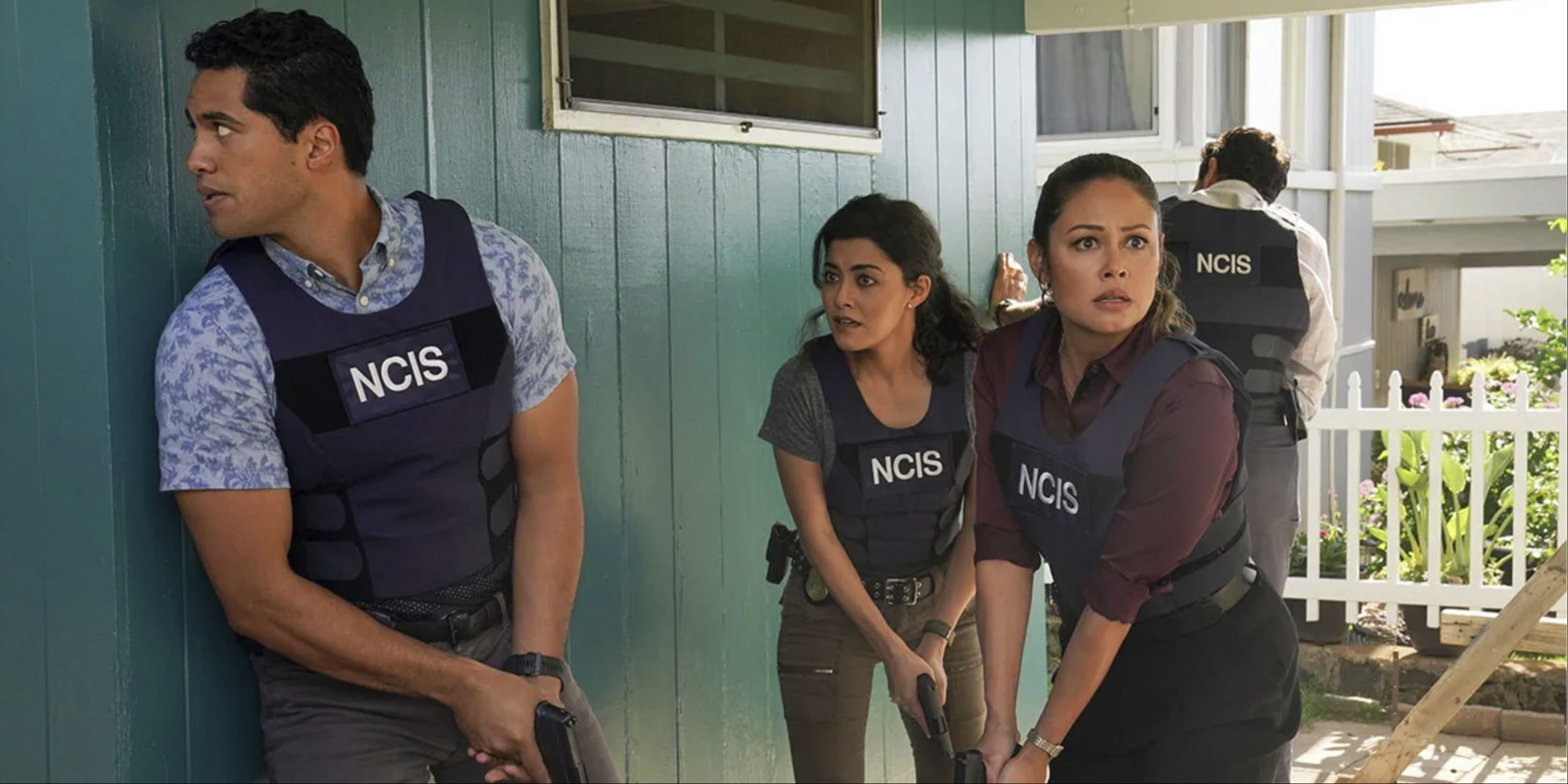 Alex Tarrant, Yasmine Al-Bustami, and Vanessa Lachey in NCIS Hawai'i