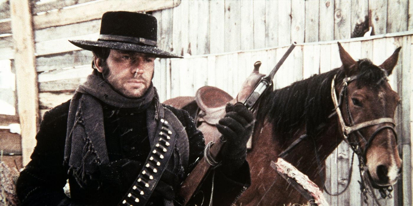 Jean-Louis Trintignant junto a un caballo en El gran silencio