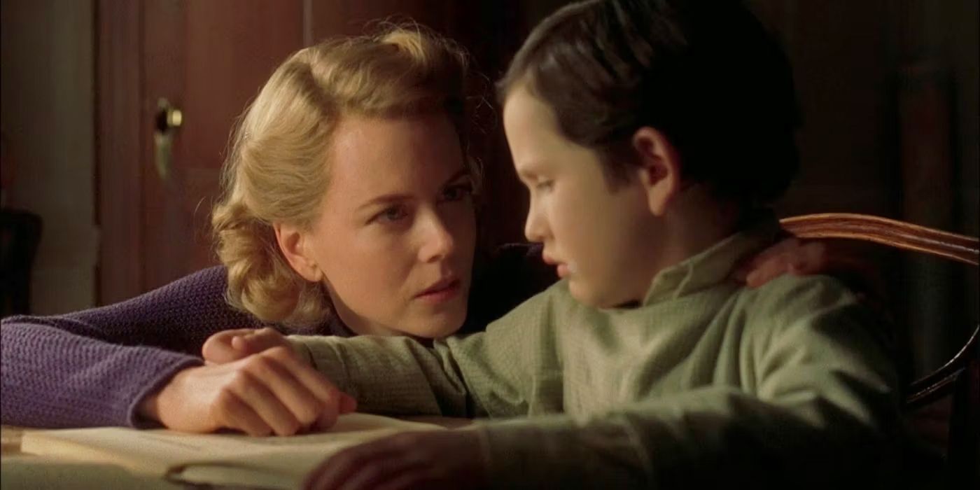 Nicole Kidman speaking to James Bentley in The Others