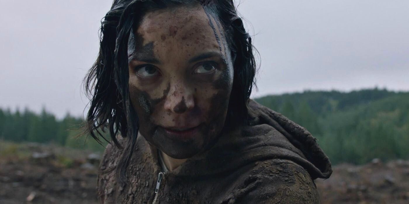 Julie Willcox as Jessica covered in mud in the finale of Alone 2020.