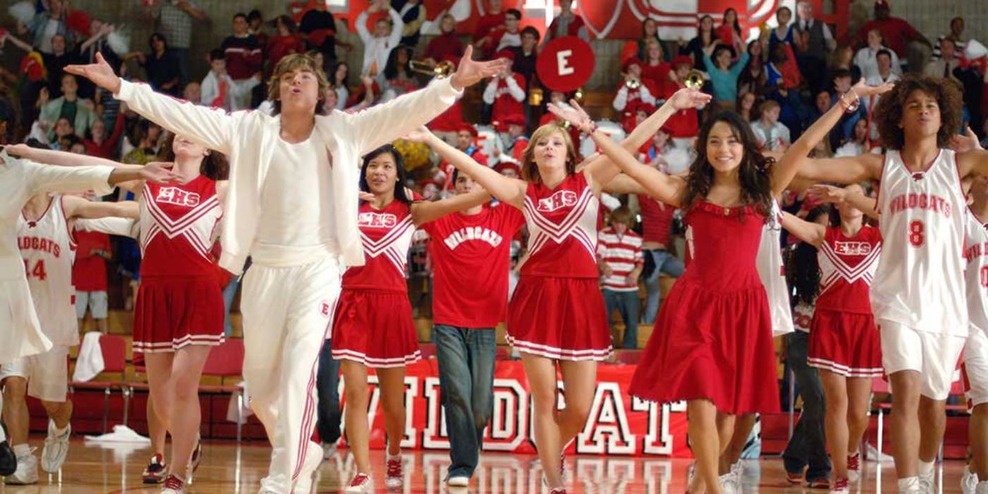 The cast of 'high school musical' performs "we're all in this together' in the gymnasium 