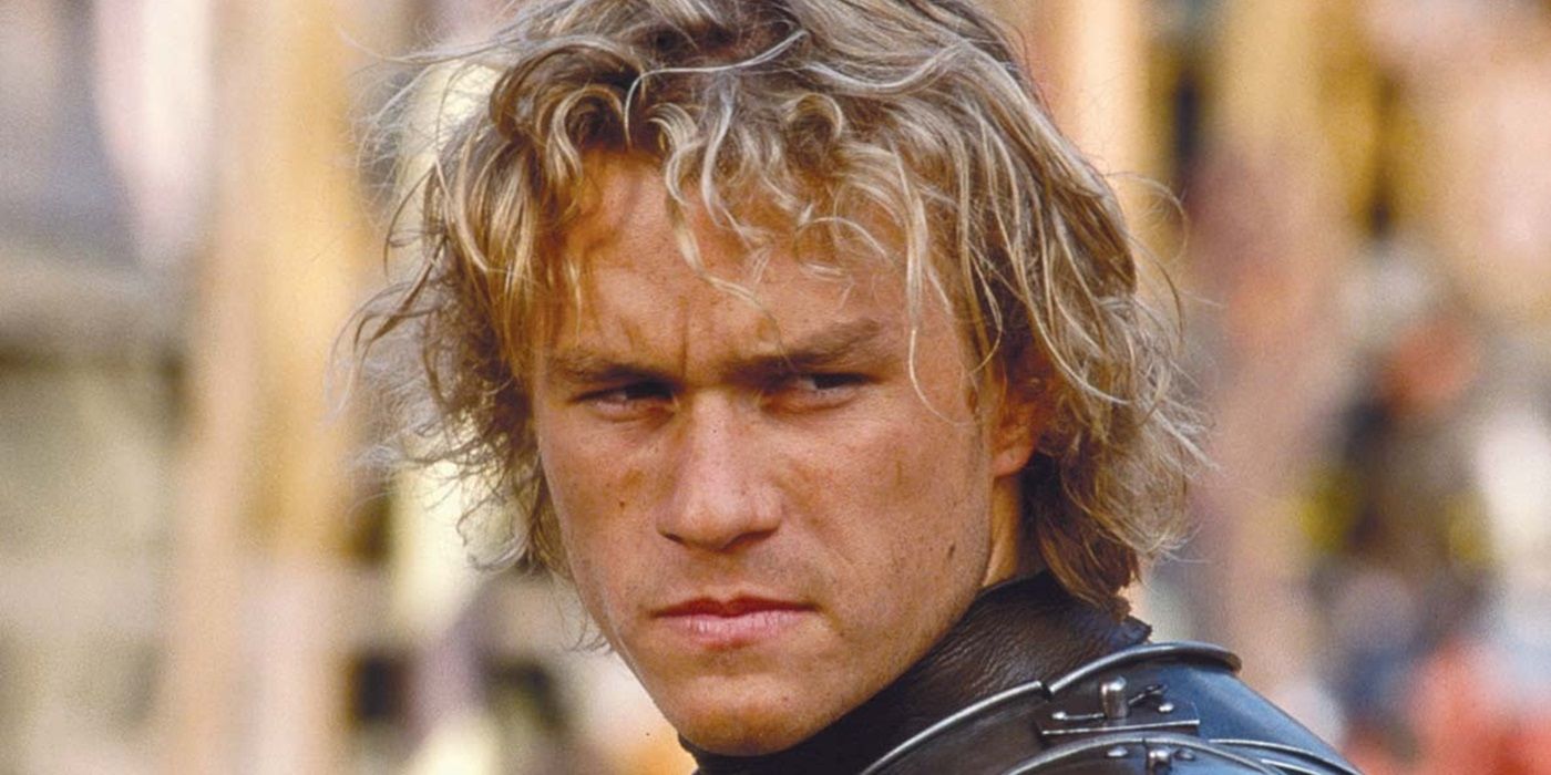 Heath Ledger as William Thatcher looking angrily at a person offscreen in A Knight's Tale
