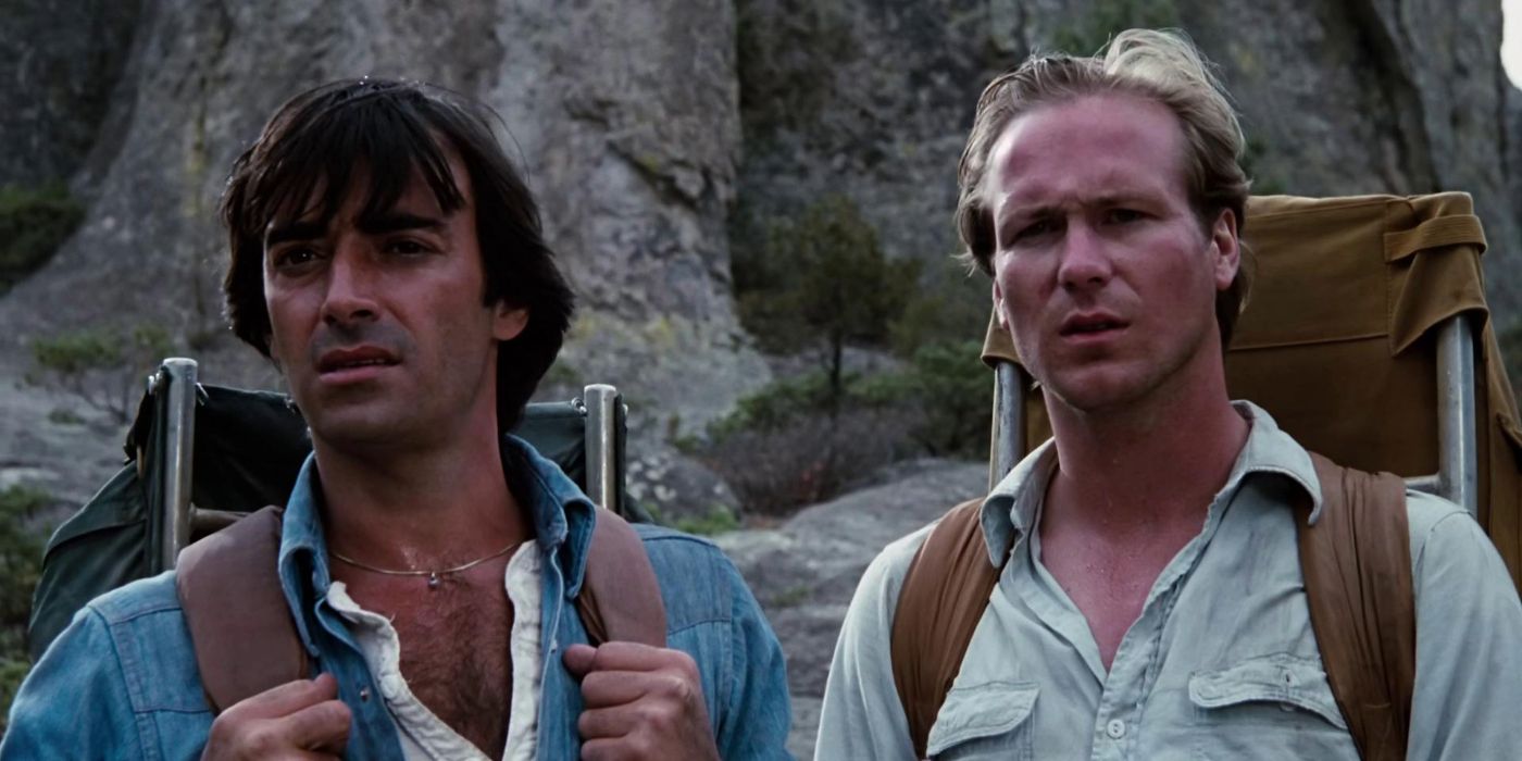 Thaao Penghlis as Eduardo Echeverria and William Hurt as Dr. Eddie Jessup standing together in 'Altered States'