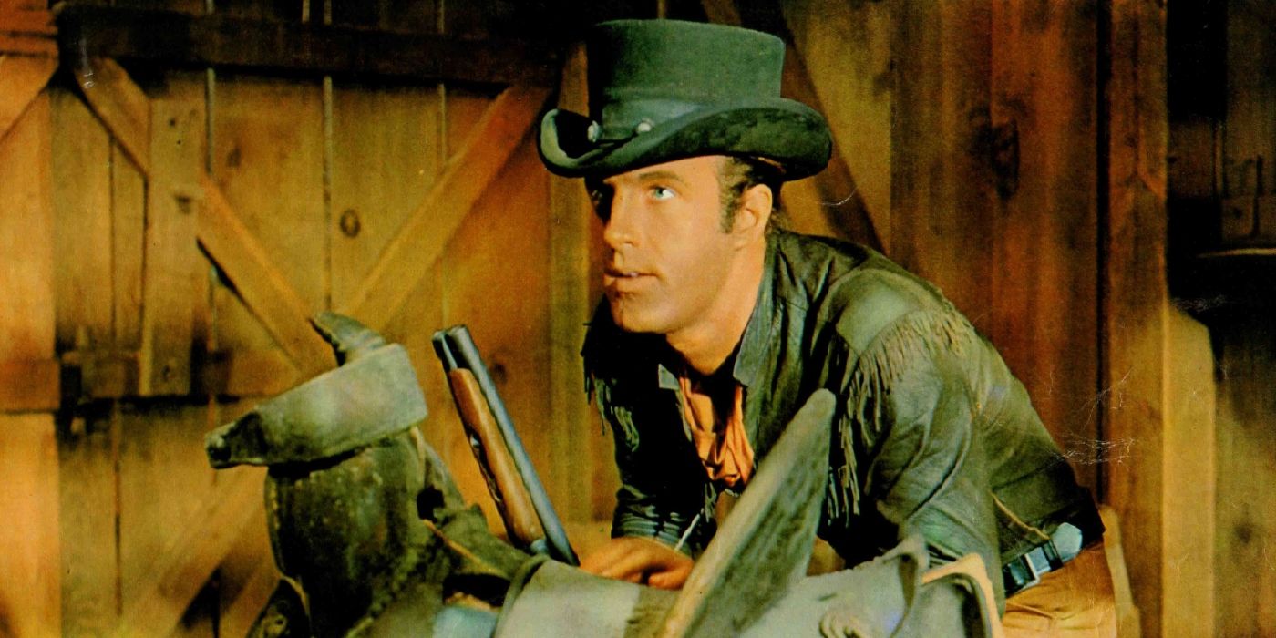 James Caan as Mississippi hiding with a gun in El Dorado 