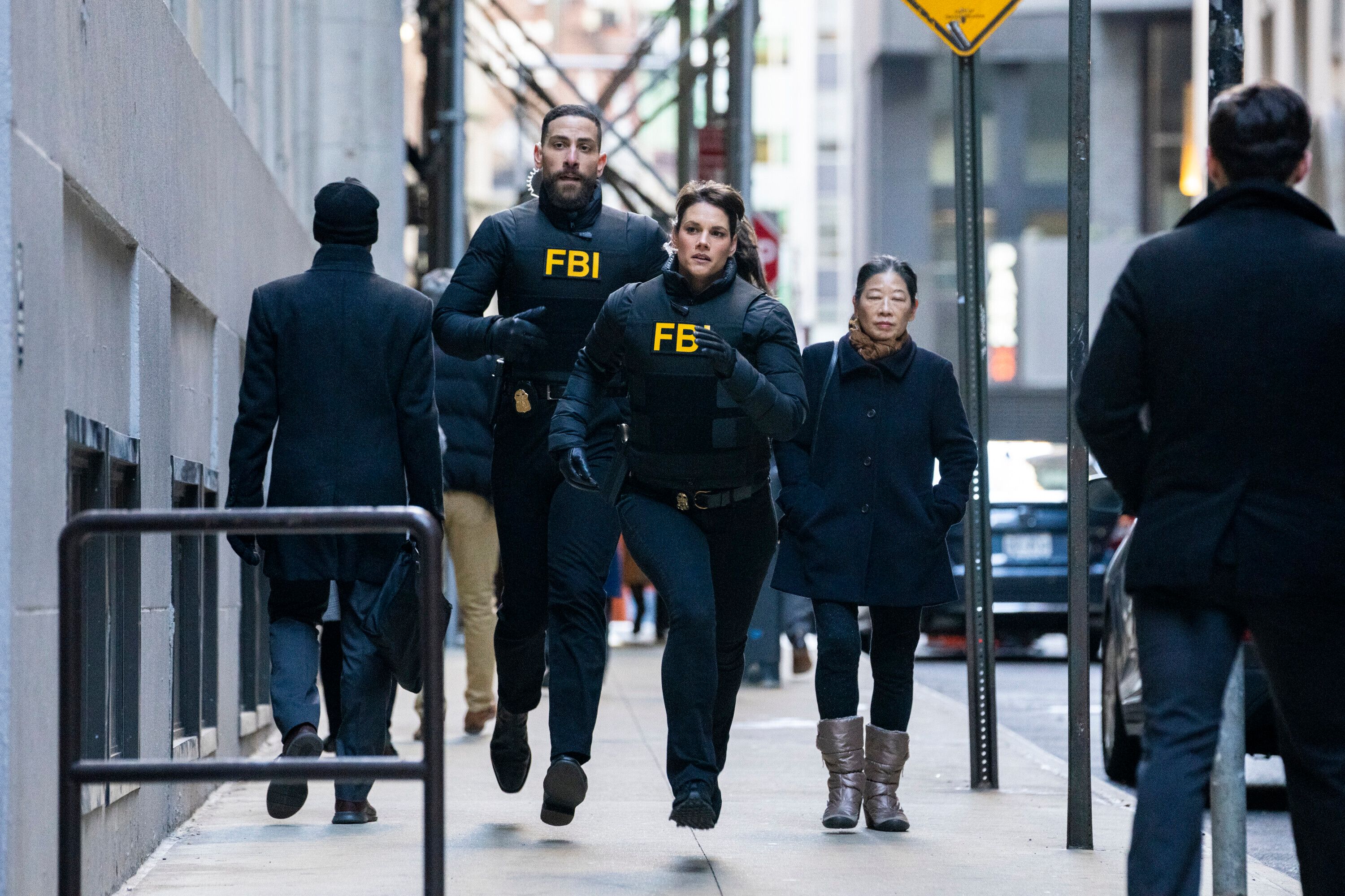 fbi-season-6-missy-peregrym-zeeko-zaki-