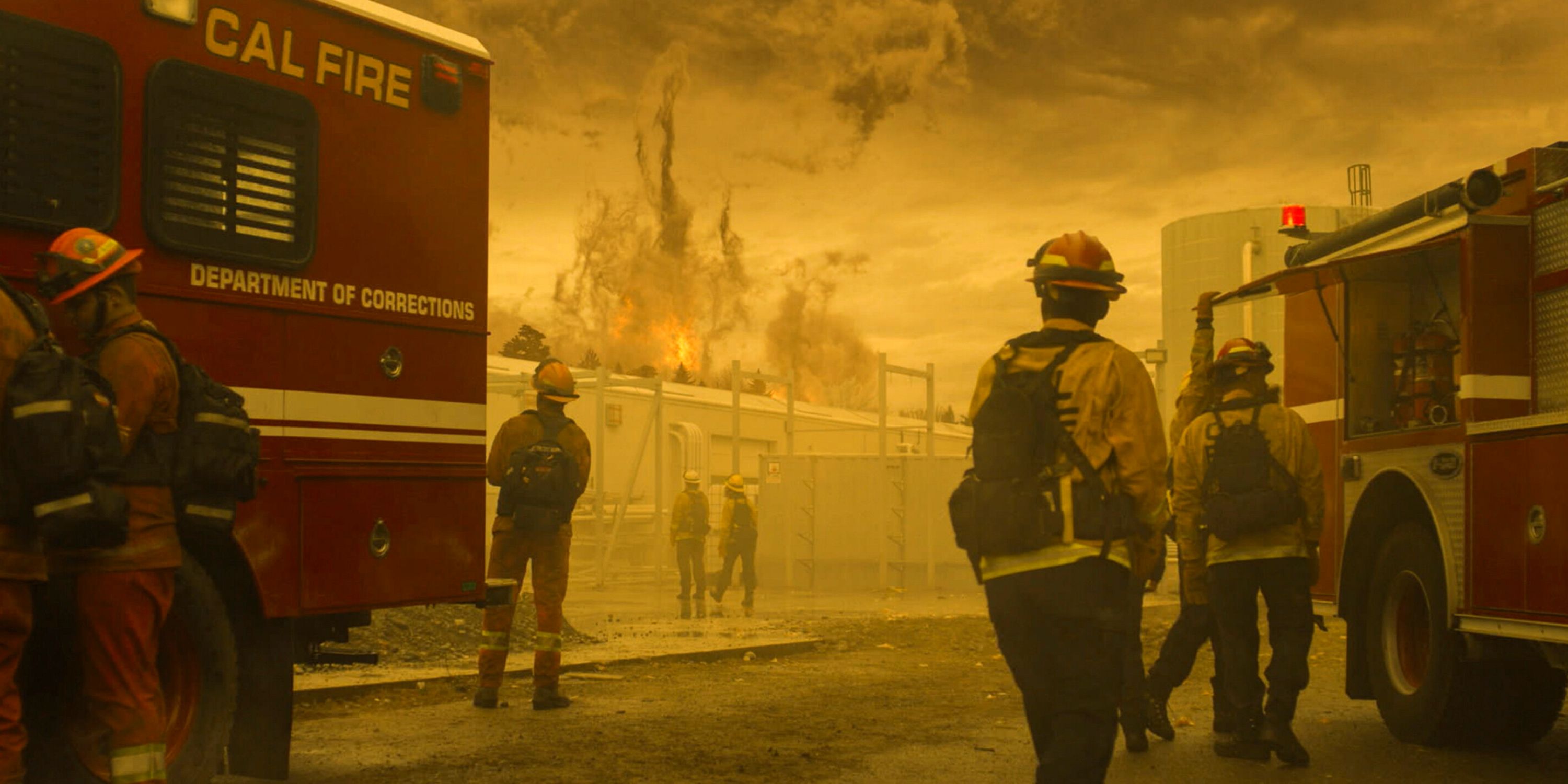 Un tornado de fuego golpea a la tripulación de la Estación 42 en el episodio 5 de la temporada 2 de 'Fire Nation' de CBS.