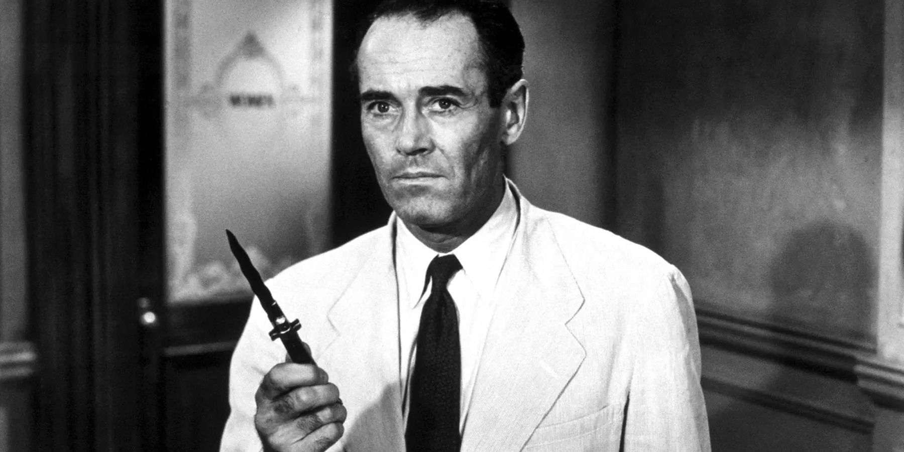 Henry Fonda with a knife in '12 Angry Men'