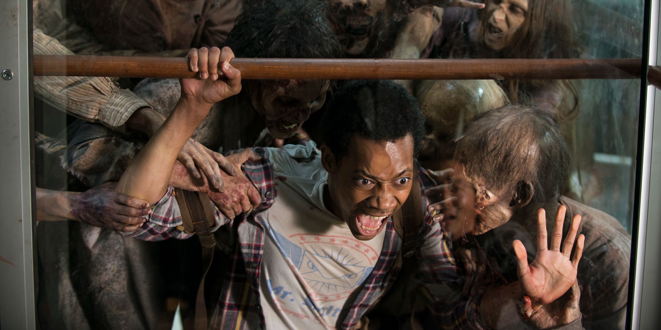 Tyler James Williams as Noah in death scene in the Walking Dead.