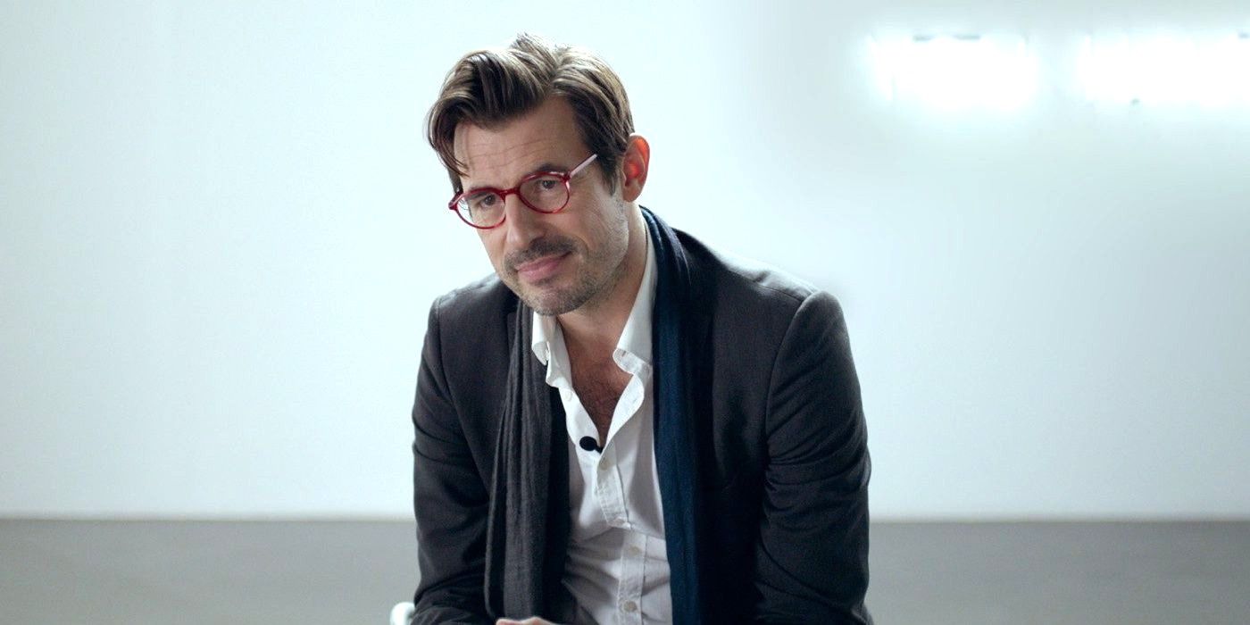 Claes Bang as Christian being interviewed by Elisabeth Moss in 'The Square'