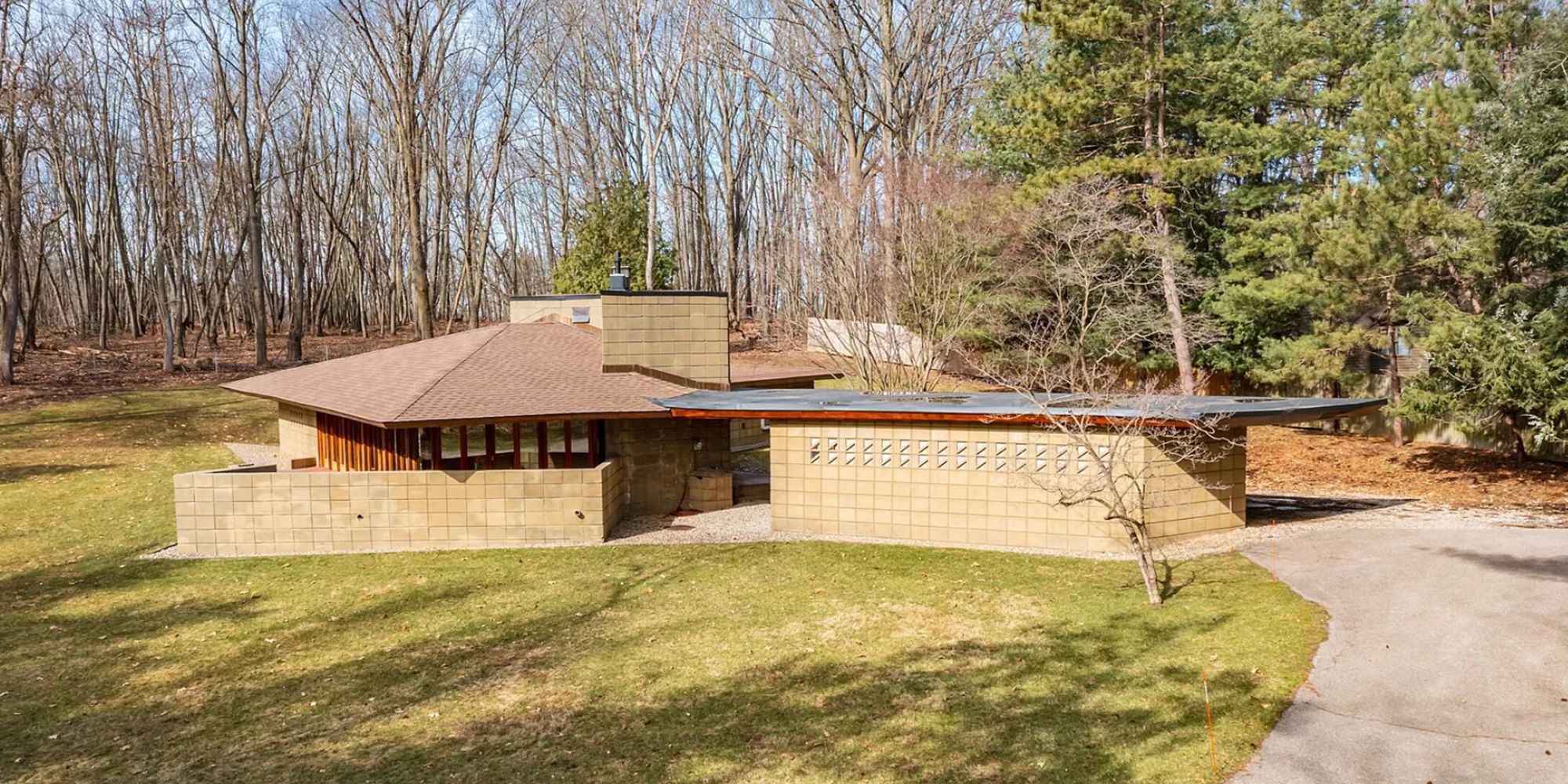 ‘Zillow Gone Wild’ — Everything We Know About Jack McBrayer’s HGTV Series