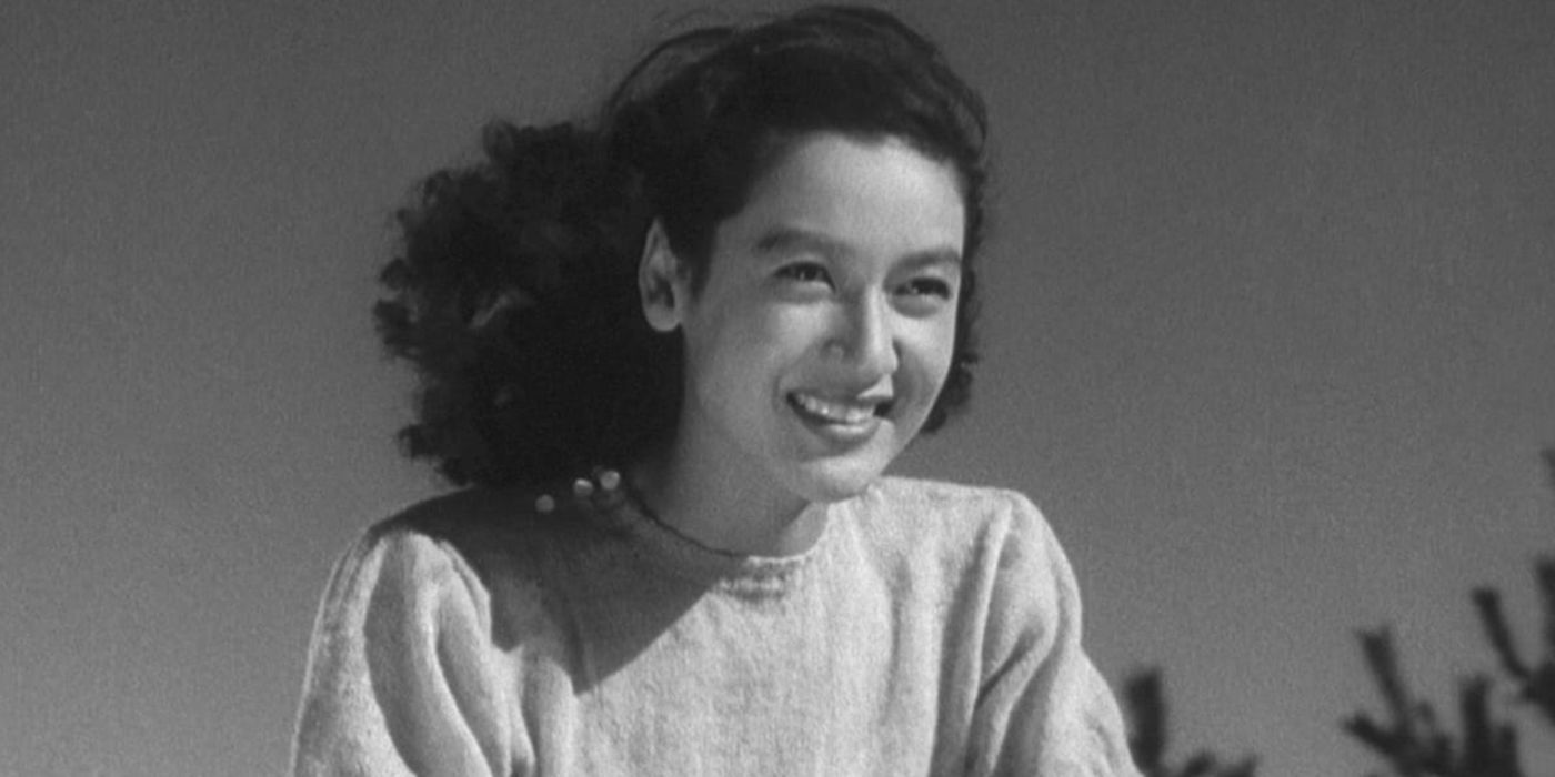 Setsuko Hara, que interpreta a Noriko, sonríe a finales de primavera