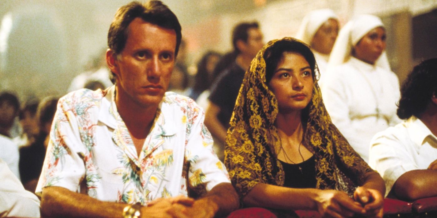 James Woods and Elpidia Carrillo in Oliver Stone&rsquo;s Salvador