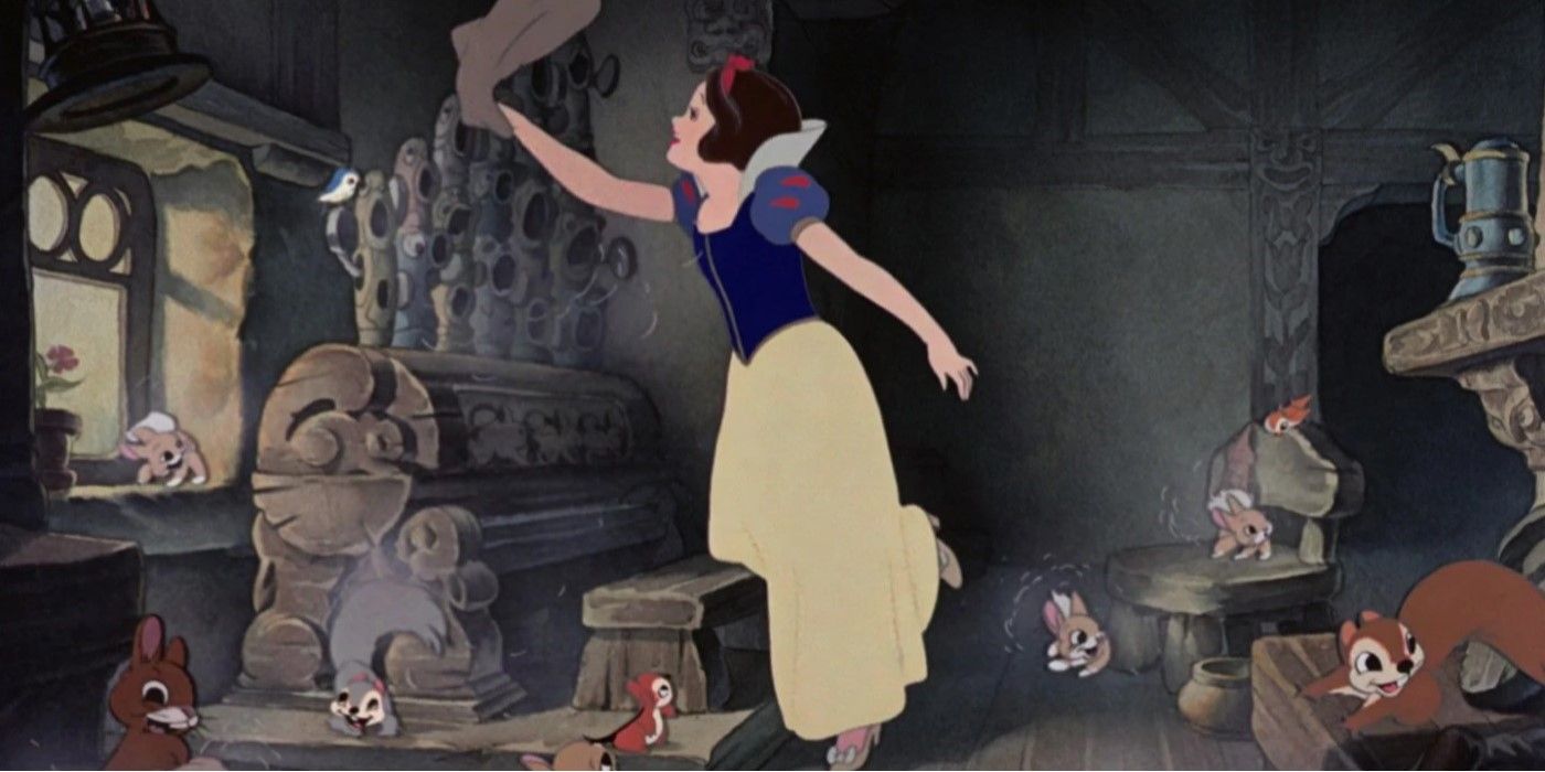Snow White give the dwarf&rsquo;s home a thorough cleaning in &lsquo;Snow White and the Seven Dwarfs&rsquo;