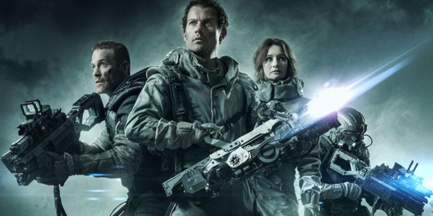 From left to right: Major Sessions, Clyne, Fran, and an armoured soldier, all holding various futuristic weapons