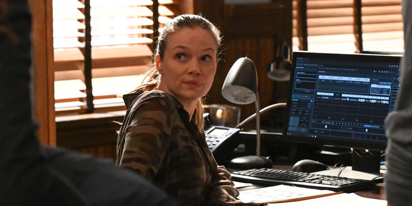 Could 'Chicago P.D.'s Tracy Spiridakos Turn Up on 'FBI'?