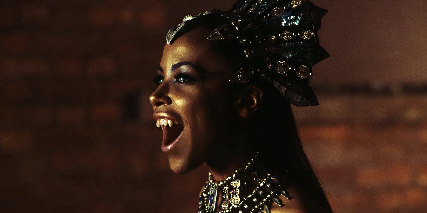 Queen Akasha (Aaliyah) bares her vampire teeth in “Queen of the Damned”.