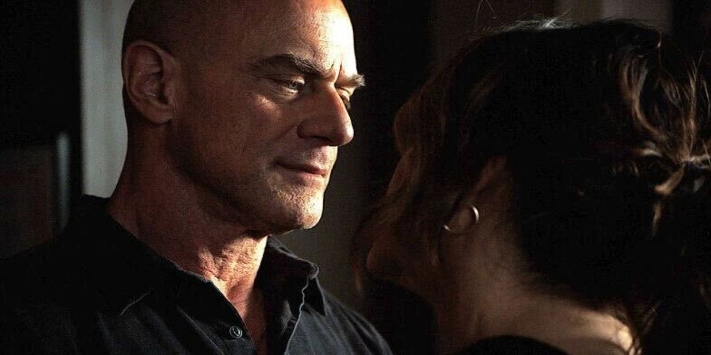 Benson and Stabler from SVU sharing an intimate moment 