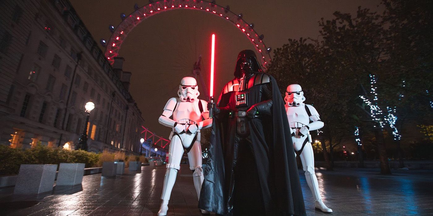 El London Eye abraza el lado oscuro en el Día de Star Wars

 MEAS MAGZ