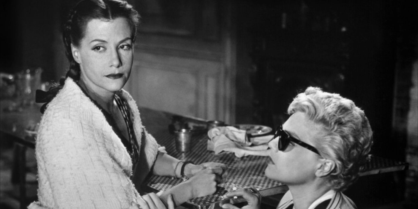 Véra Clouzot and Simone Signoret in 'Les Diaboliques'