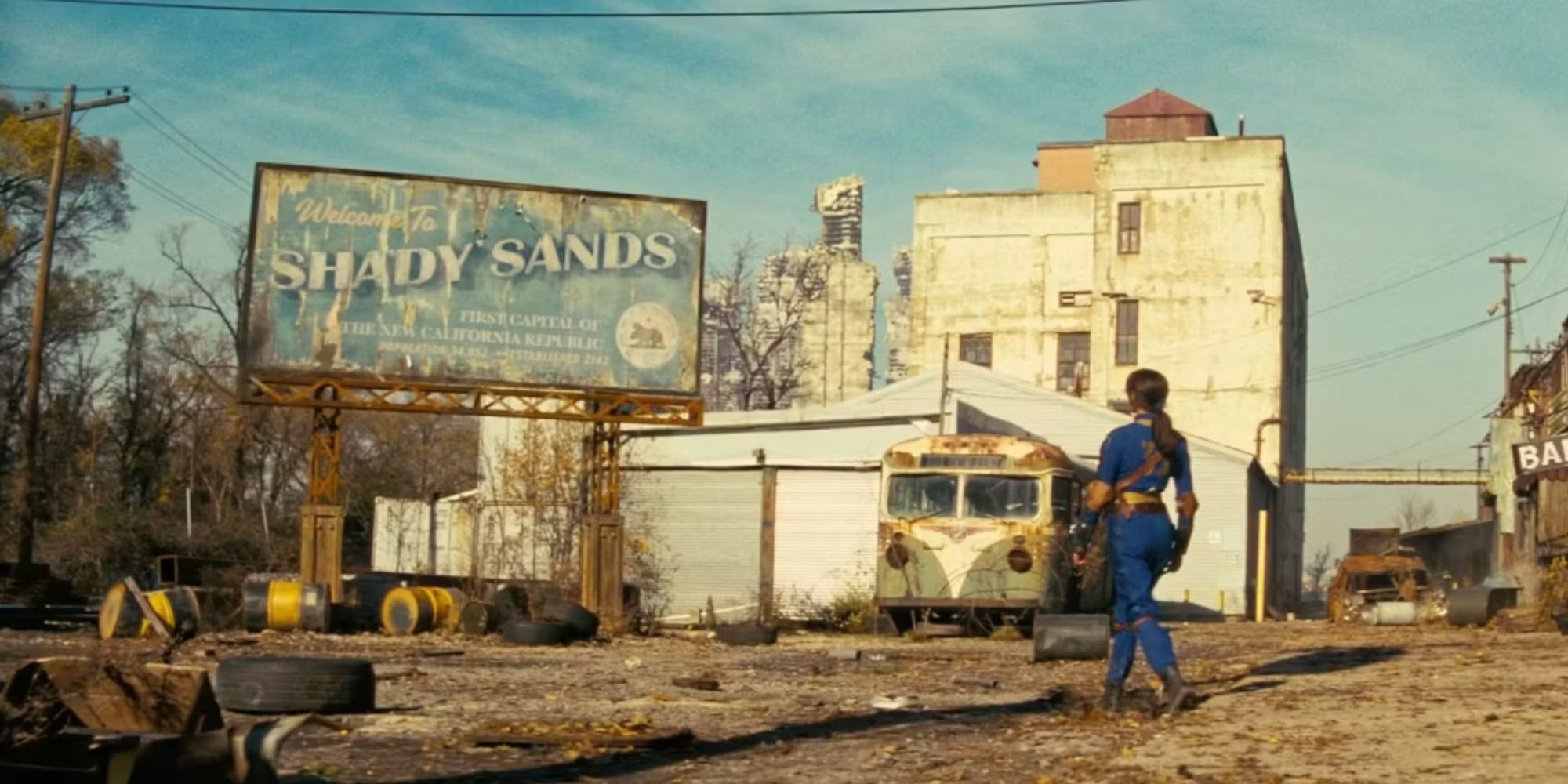 Lucy (Ella Purnell) explories Shady Sands from Amazon's Fallout Series