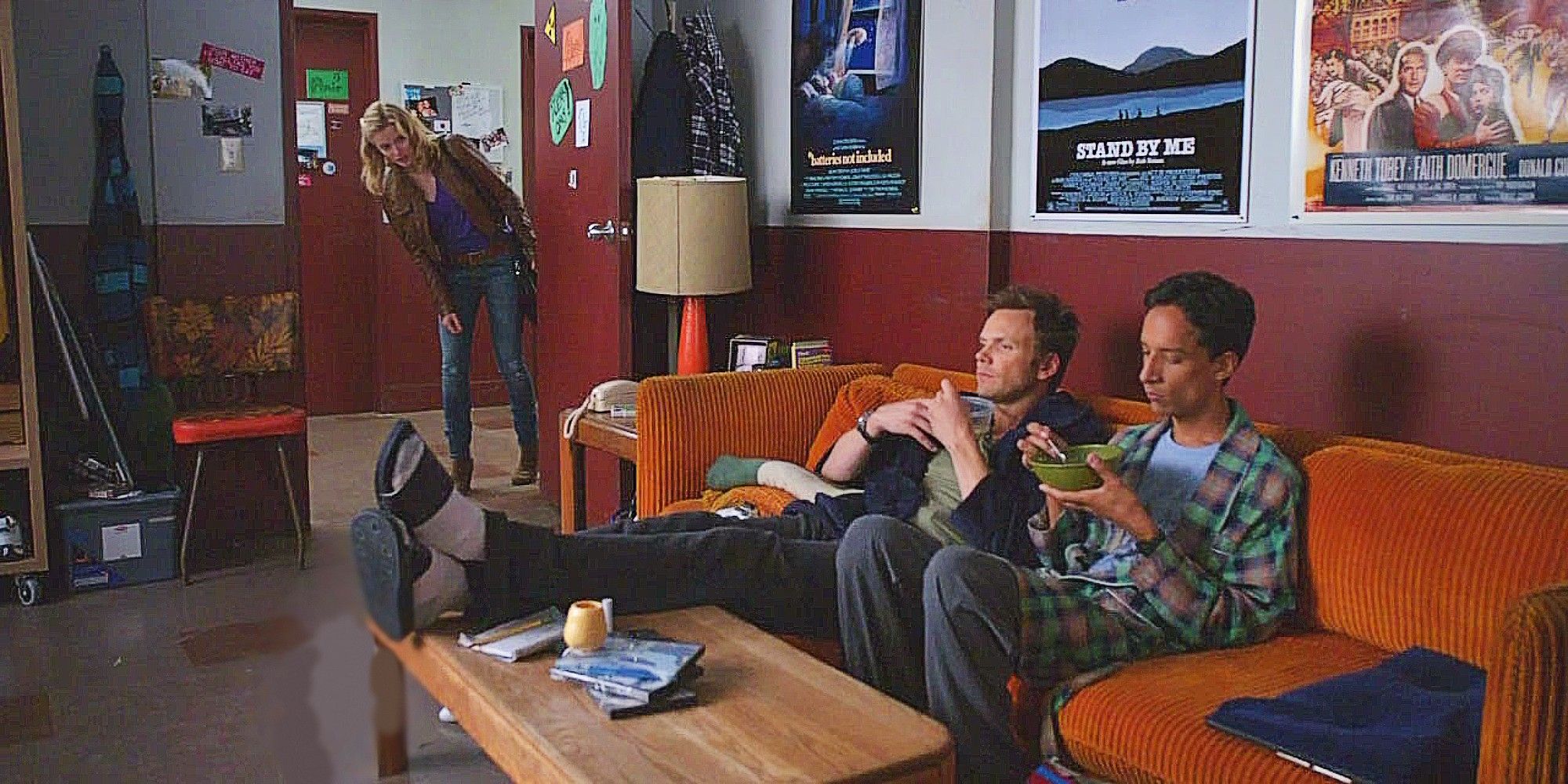 Britta visiting Jeff and Abed as they eat cereal in Abed's room in "Community"