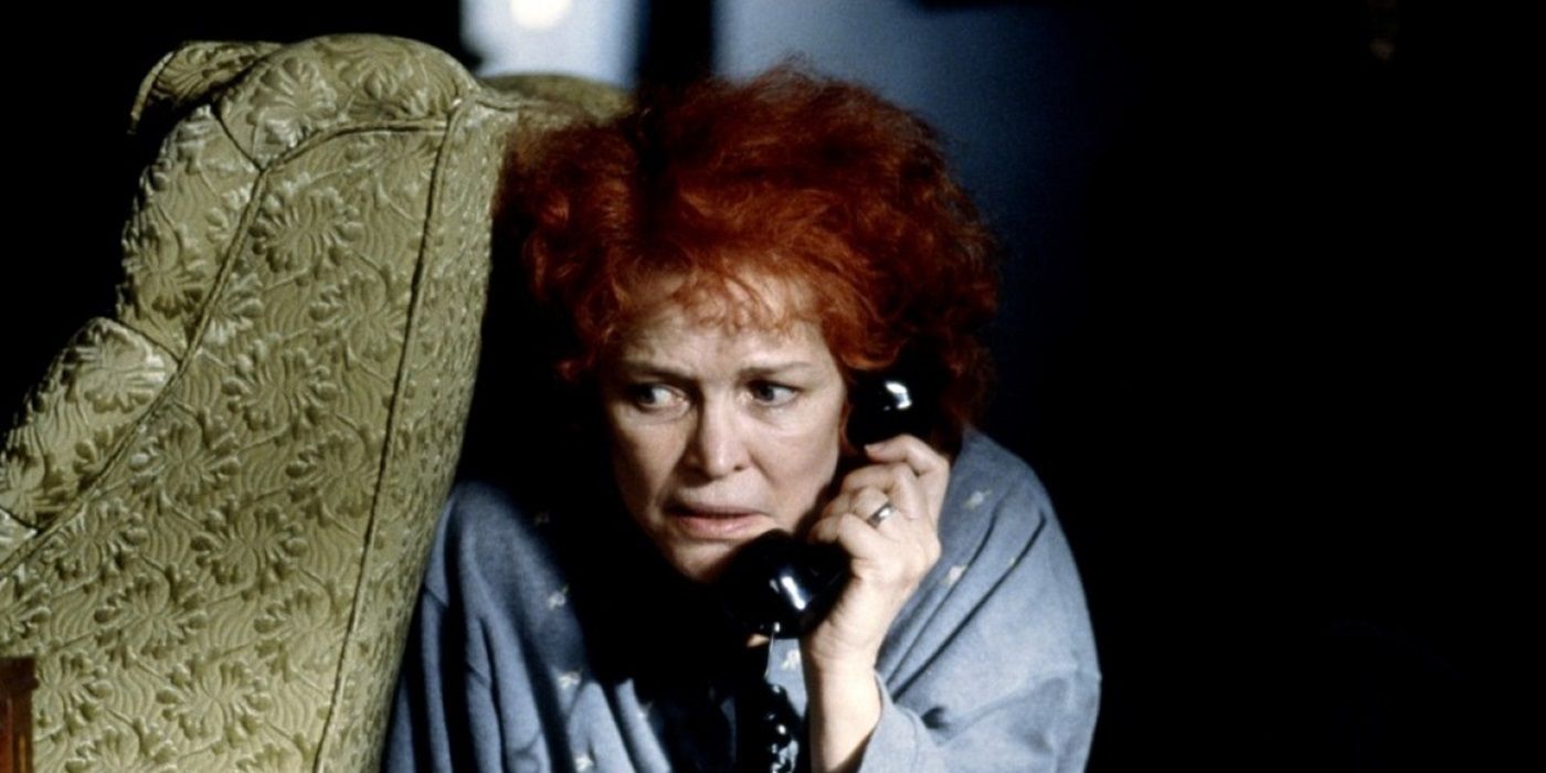 Ellen Burstyn as Sara Goldfarb on a phone call in Requiem for a Dream