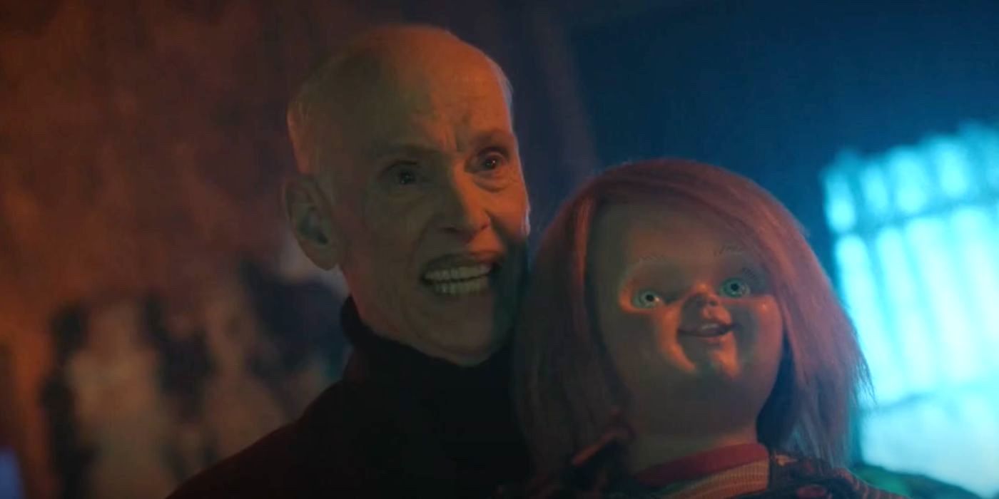 Wendell Wilkins (John Waters) es el creador del muñeco Good Guy en la tercera temporada de Chucky. 