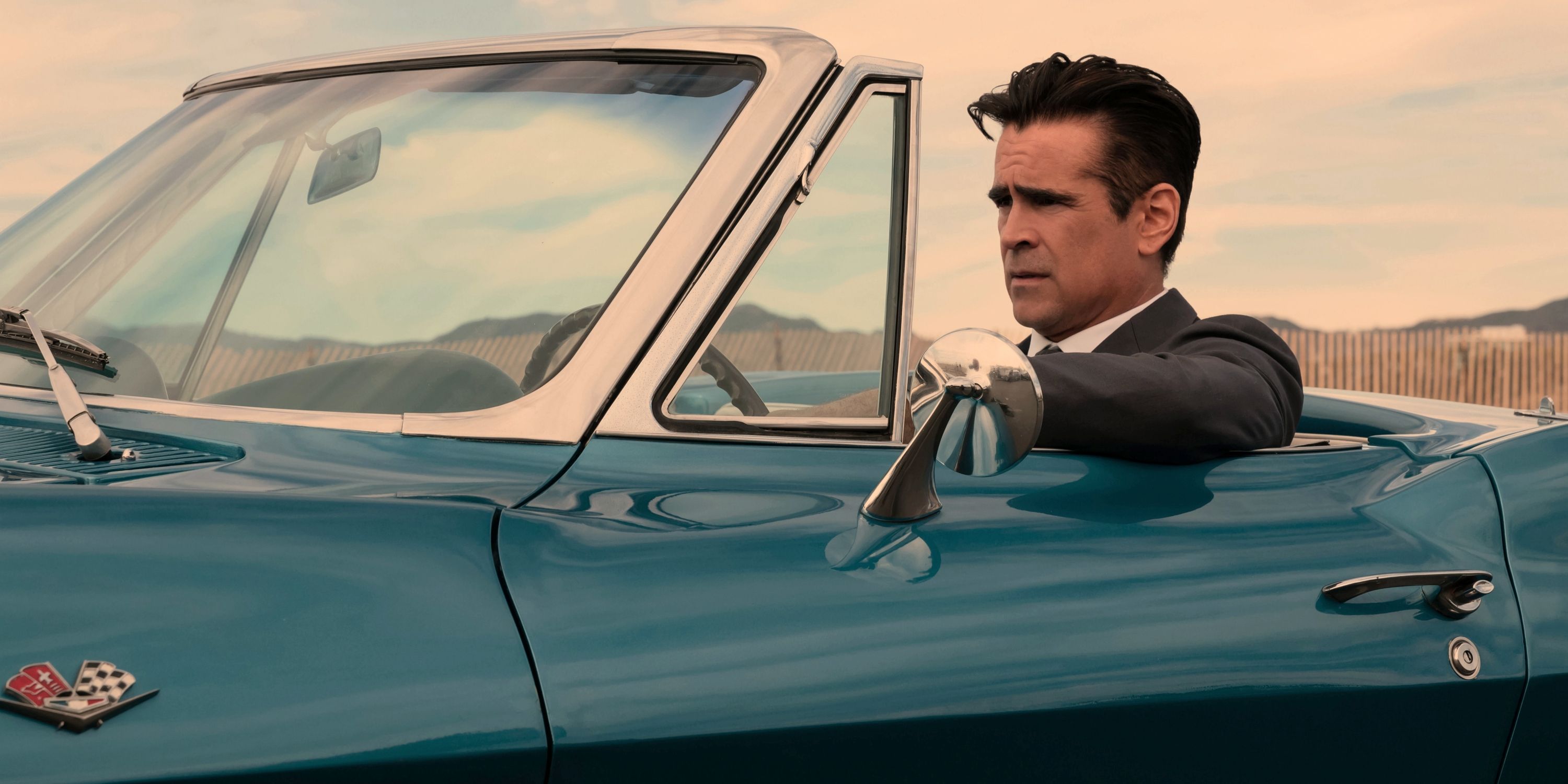 Colin Farrell as private detective John Sugar driving his blue convertible Corvette in L.A. in Sugar