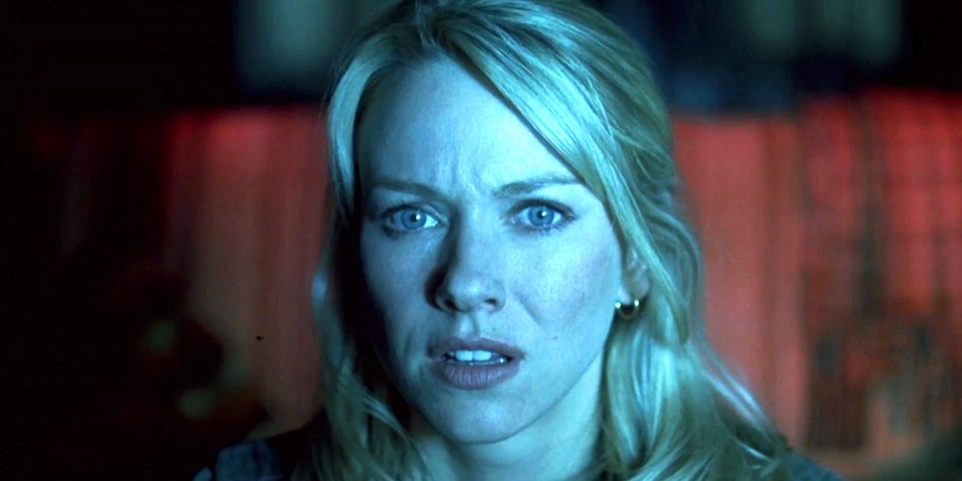 Naomi Watts as Rachel Keller looking directly at the camera in The Ring (2002)