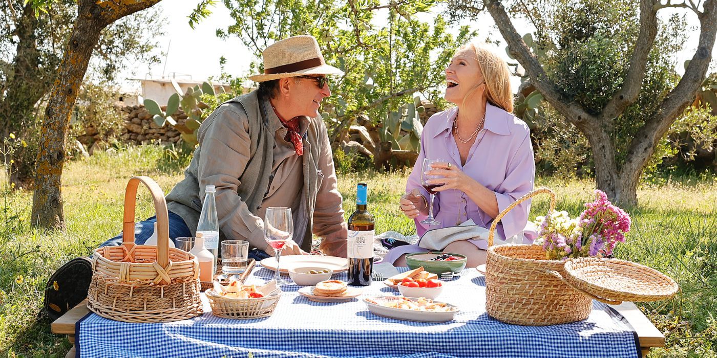 Toni Collette and Andy Garcia in Under the stars