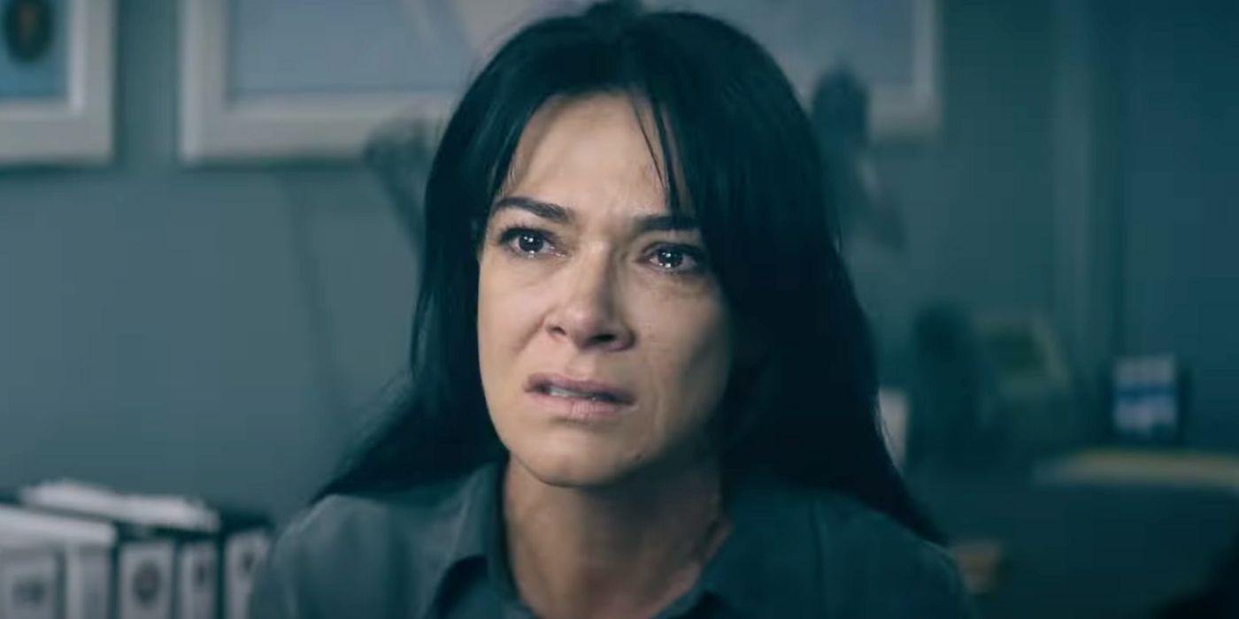 Simone Kessell Turns a High-Tech House Against a Serial Killer in First 'Hard  Home' Trailer