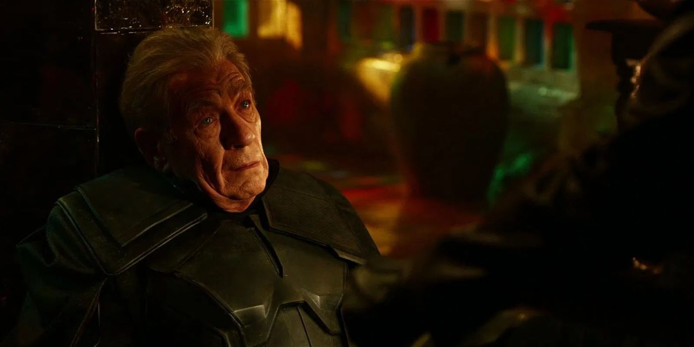 A dying Magneto in X-Men: Days of Future Past