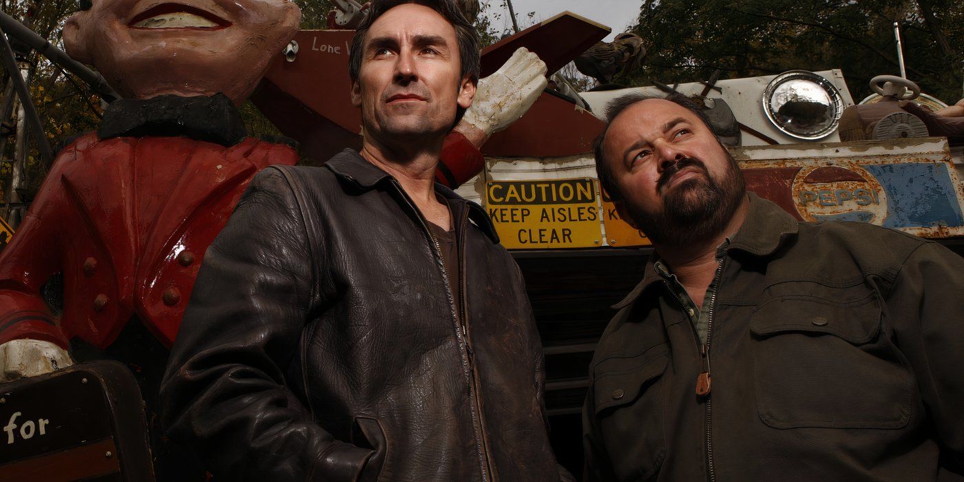 Mike Wolfe and Frank Fritz with their finds on &lsquo;American Pickers.'