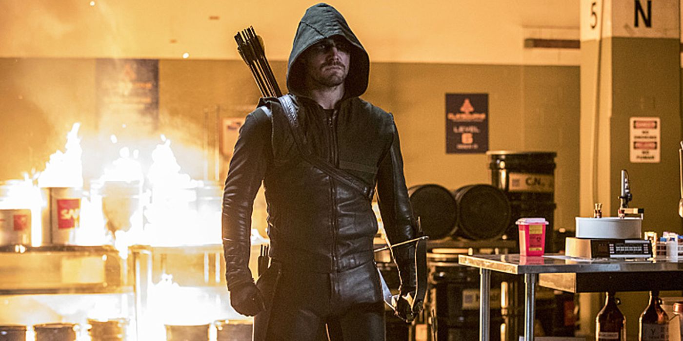 Stephen Amell as Oliver Queen/Arrow in 'Arrow' Season 5, Episode 9 "What We Leave Behind"