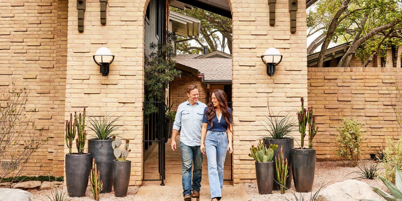 Do Chip & Joanna Gaines Still Own the Lakehouse From the 'Fixer Upper