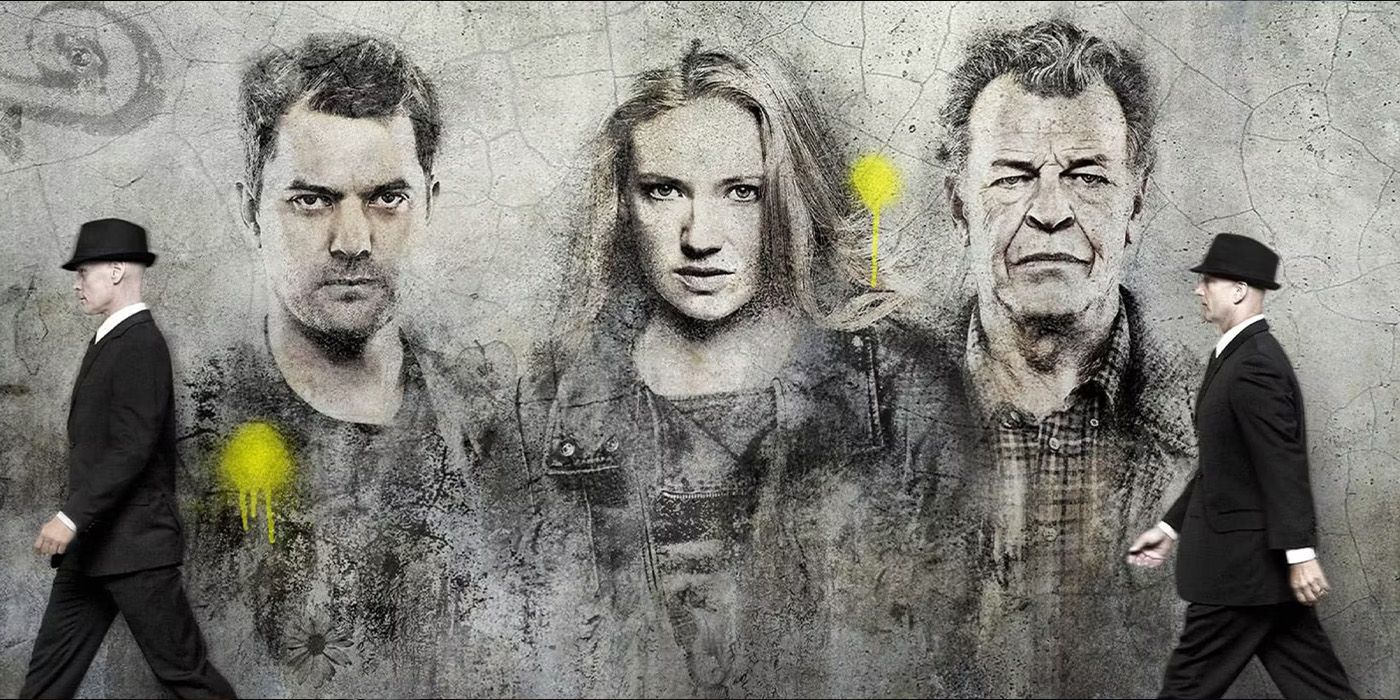 Peter Bishop (Joshua Jackson), Olivia Dunham (Anna Torv), and Walter Bishop (John Noble) on the poster for 'Fringe's final season.