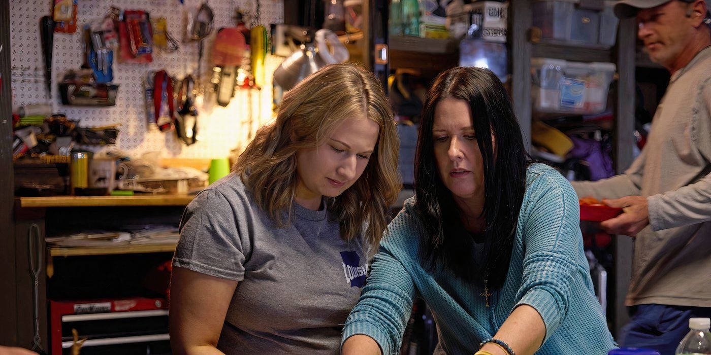 Gypsy Rose Blanchard learning cooking tips from Kristy Blanchard on 'Life After Lockup'