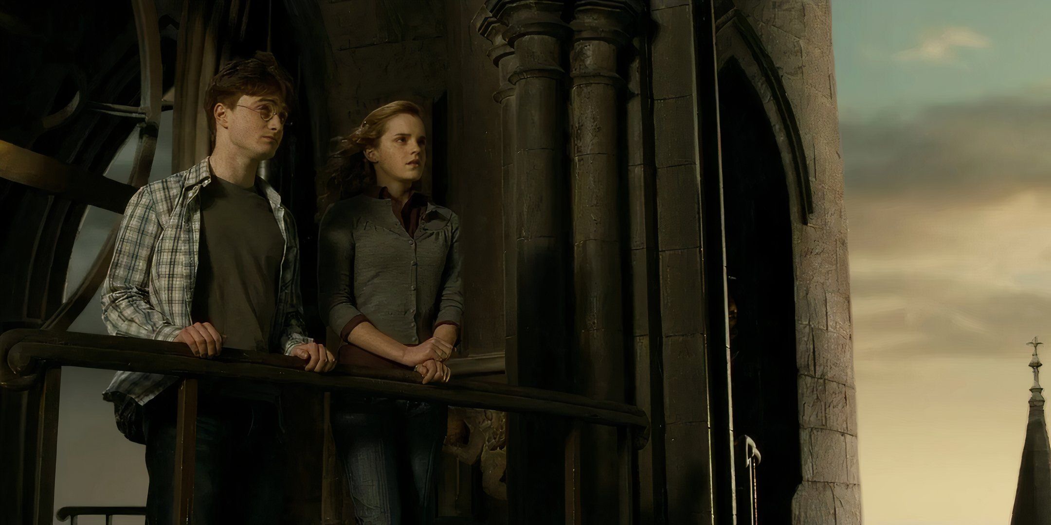 Harry (Daniel Radcliffe) and Hermione (Emma Watson) look out from the Astronomy Tower in &lsquo;Harry Potter and the Half-Blood Prince&rsquo;