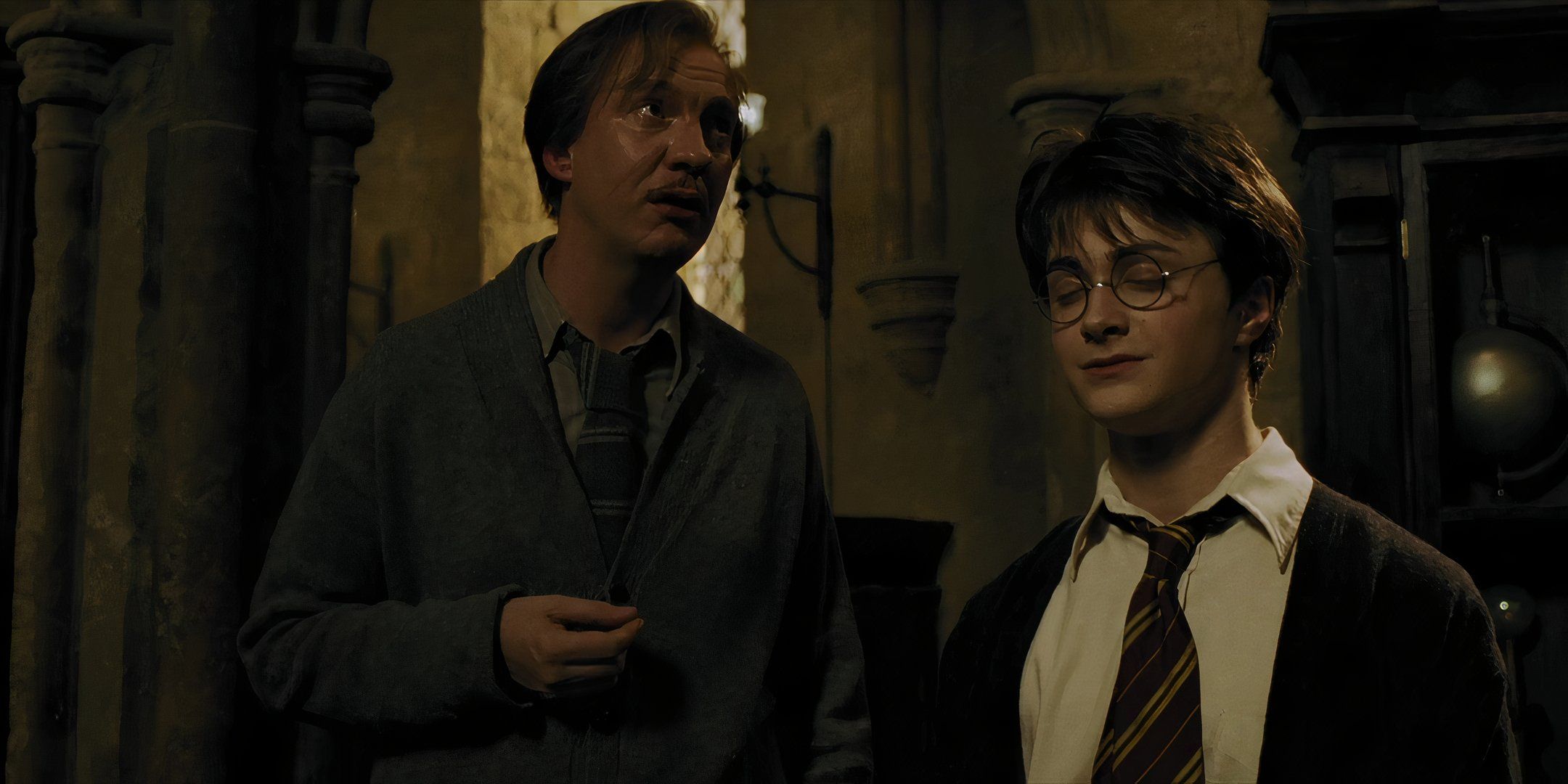 Professor Lupin (David Thewlis) teaches Harry (Daniel Radcliffe) how to cast a Patronus in &lsquo;Harry Potter and the Prisoner of Azkaban&rsquo;