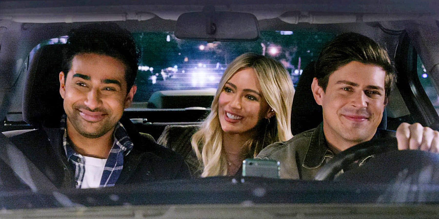 Sid, Sophie, and Jesse in a car smiling in the pilot episode of How I Met Your Father HIMYF.