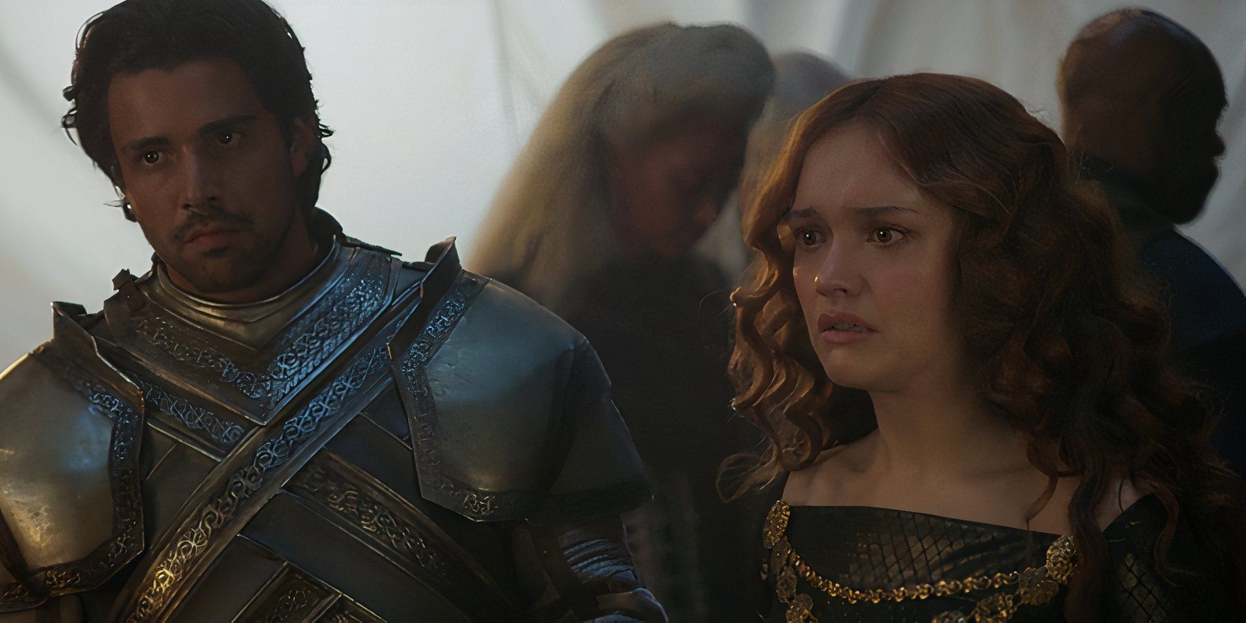 Un Alicent (Olivia Cooke) enojado junto a Christon Cole (Fabian Frankel) en House of Dragons