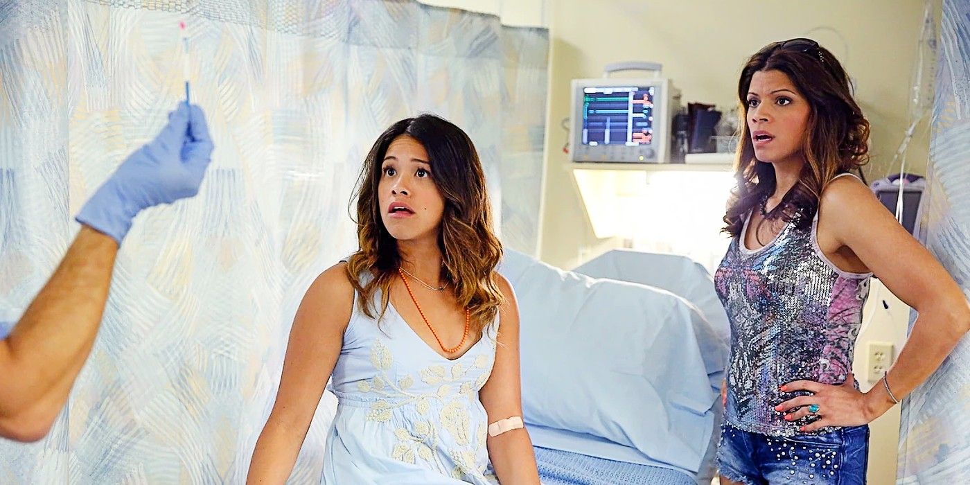 Jane the Virgin pilot episode Jane and Xiomara Villanueva